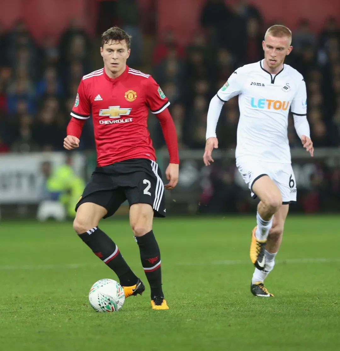 员在不同比 员在不同比